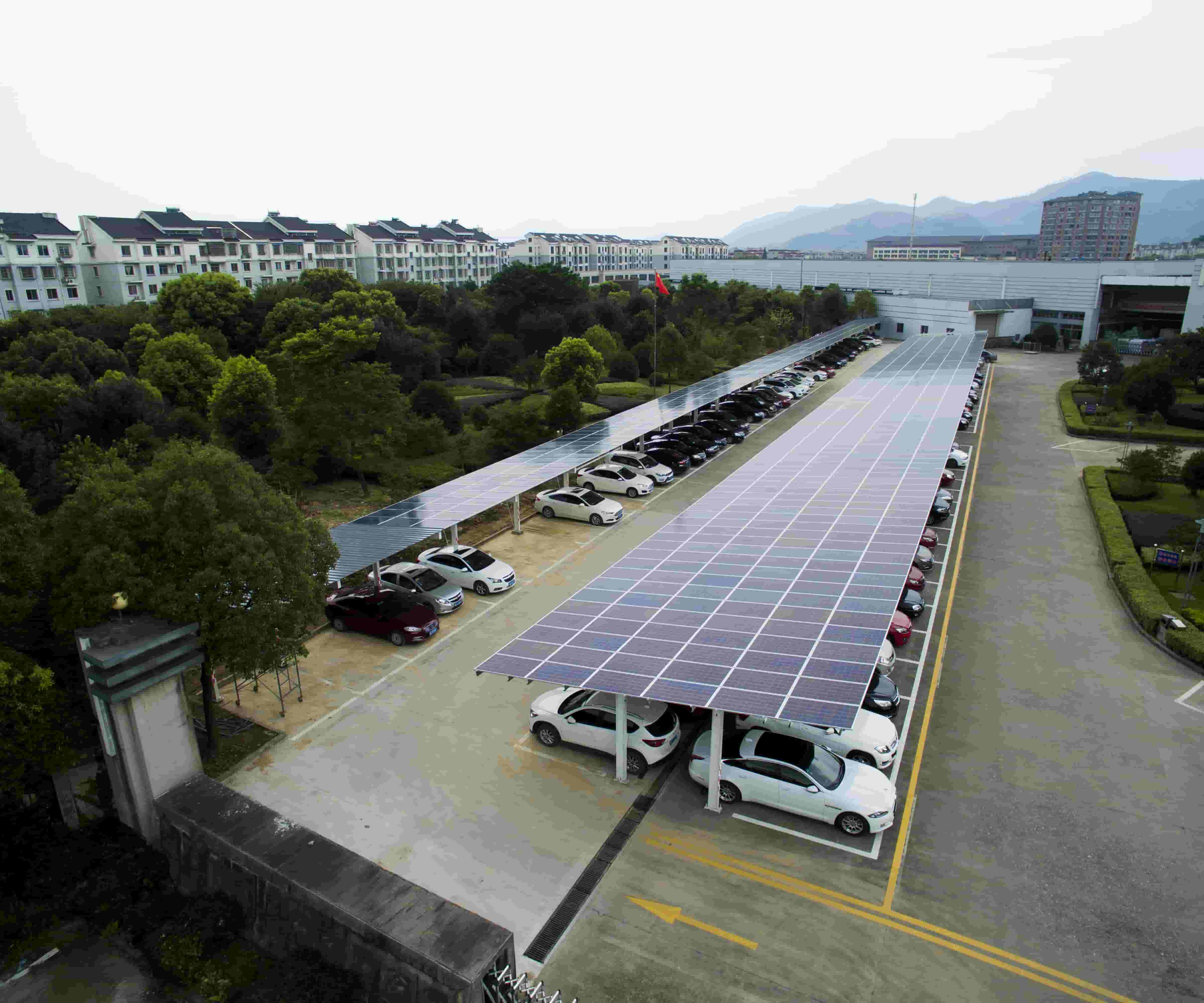 โครงการโรงจอดรถพลังงานแสงอาทิตย์ขนาด 34KW ในญี่ปุ่น